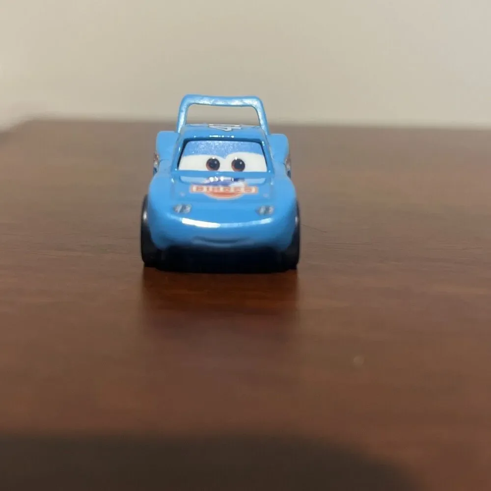 Disney Pixar Cars The King Dinoco 43 Mini Racers Blue Diecast 2017 Mattel